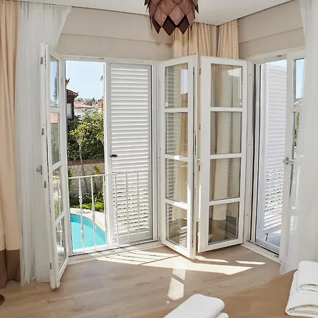 Cynara Hacimemis Ξενοδοχείο Çeşme
